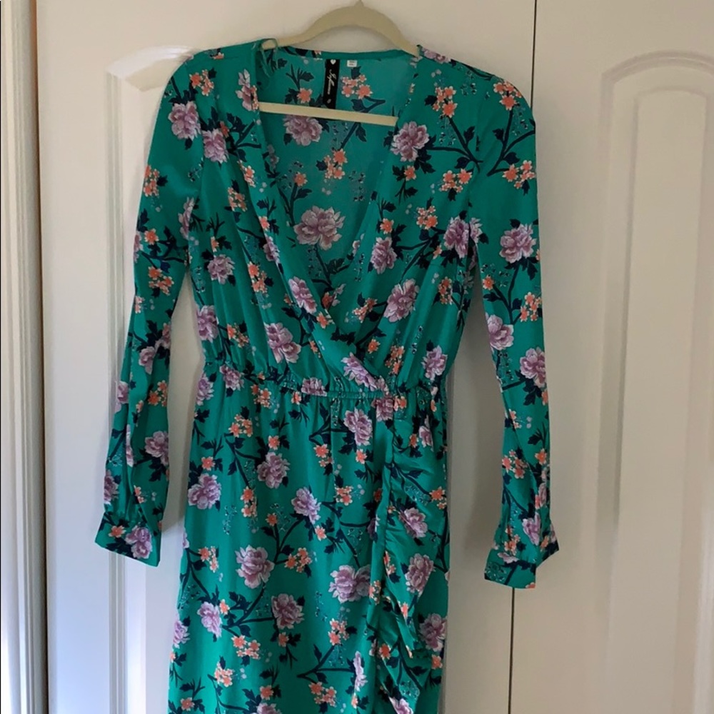 ASOS Influence Floral print wrap dress - Picture 3 of 10